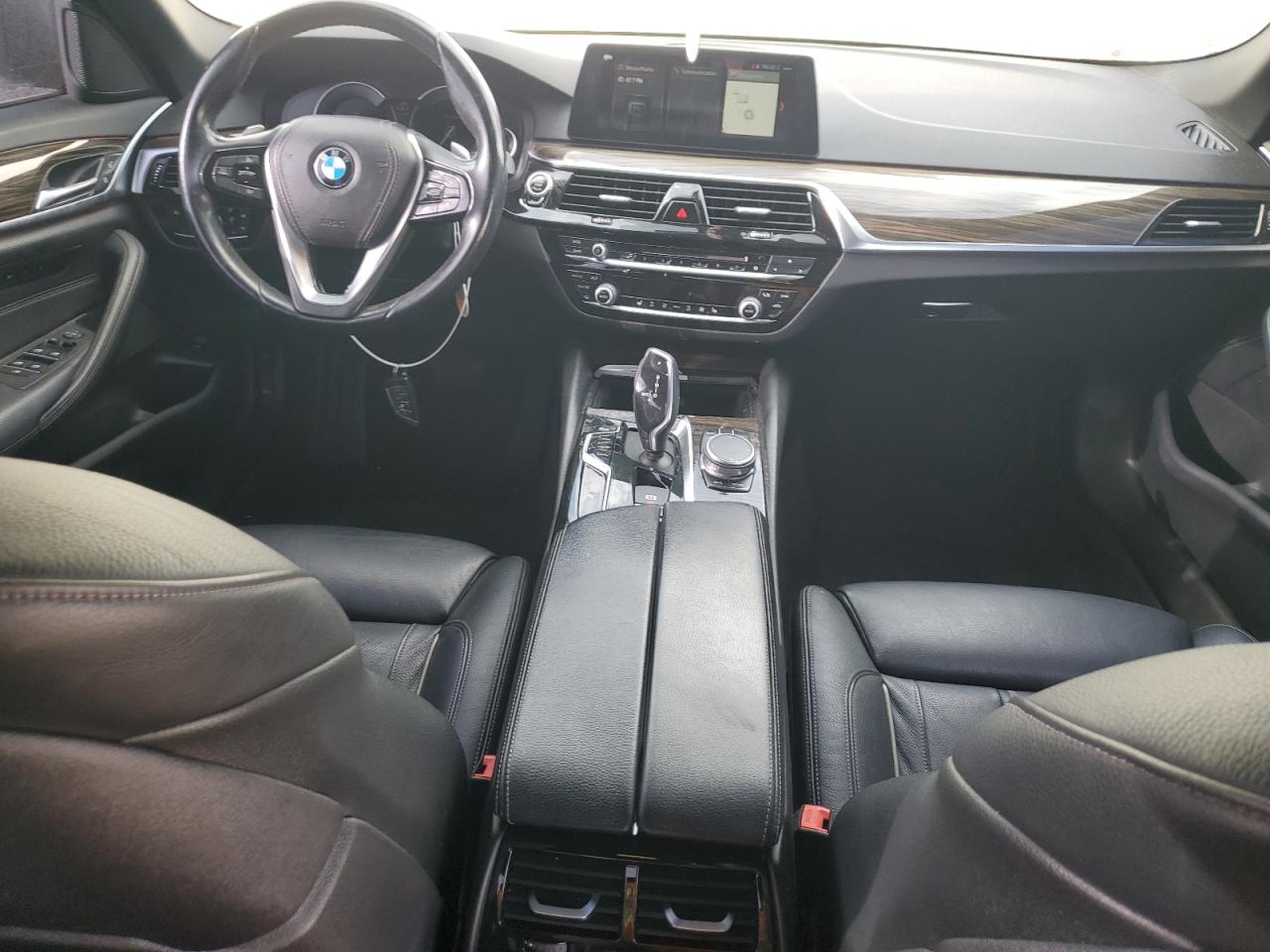 VIN WBAJE5C5XJWA94803 2018 BMW 5 SERIES no.8