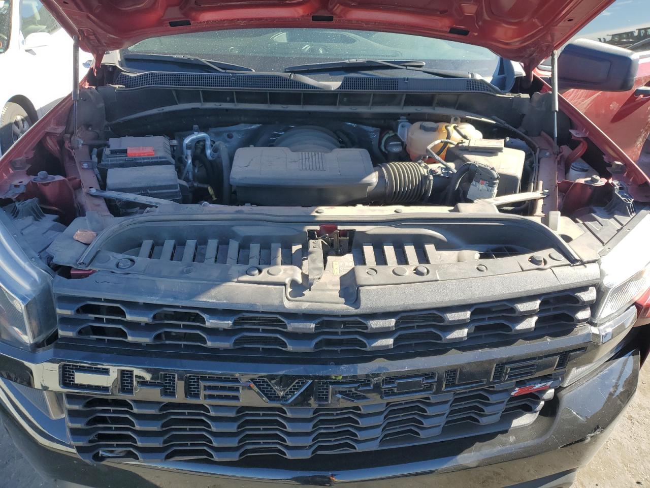 2021 Chevrolet Silverado - Image 11