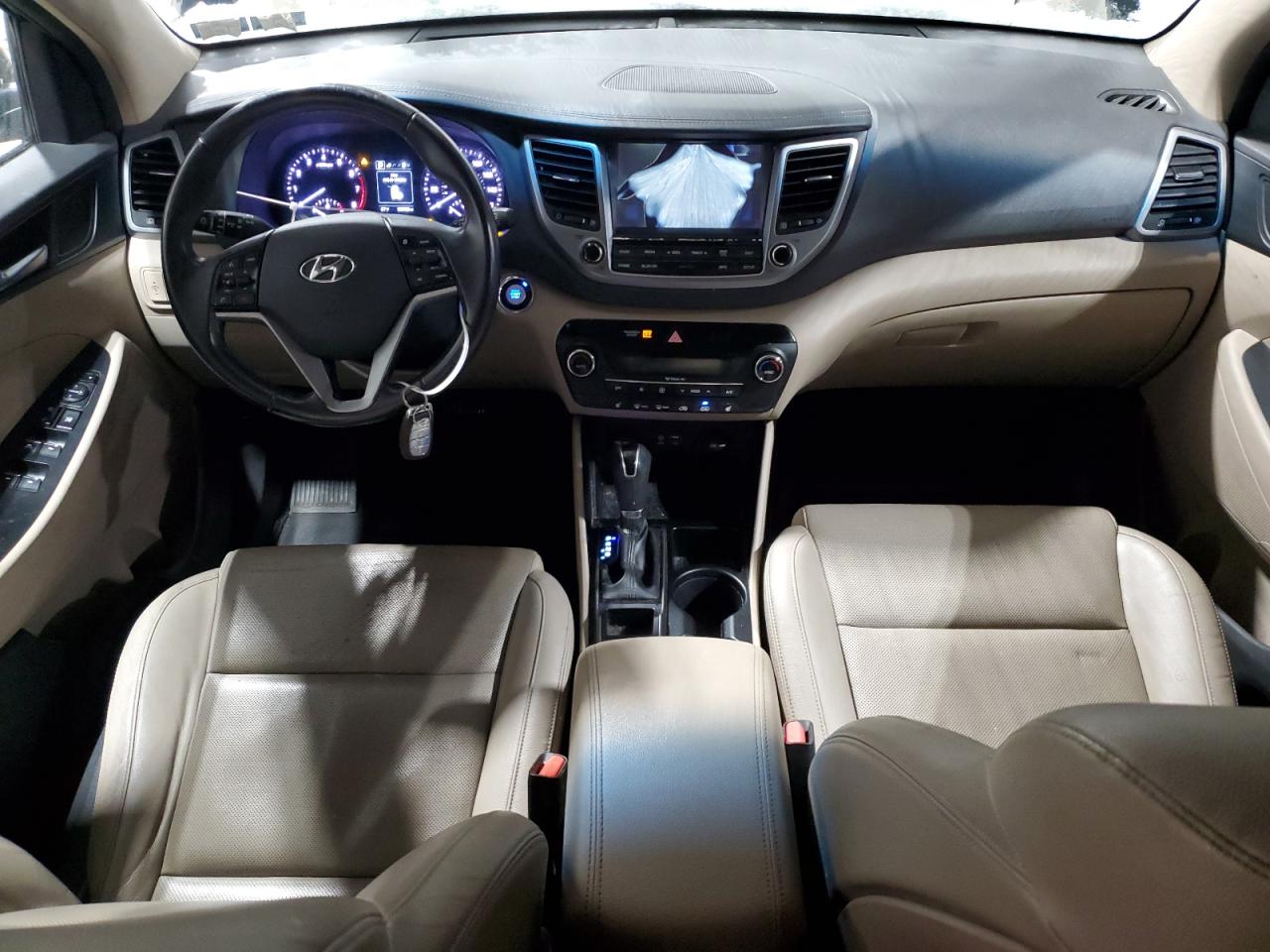 2016 Hyundai Tucson - Image 8