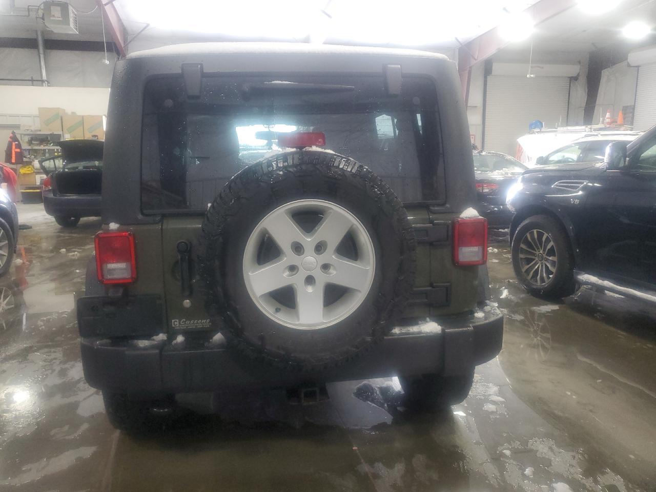 2015 Jeep Wrangler - Image 6