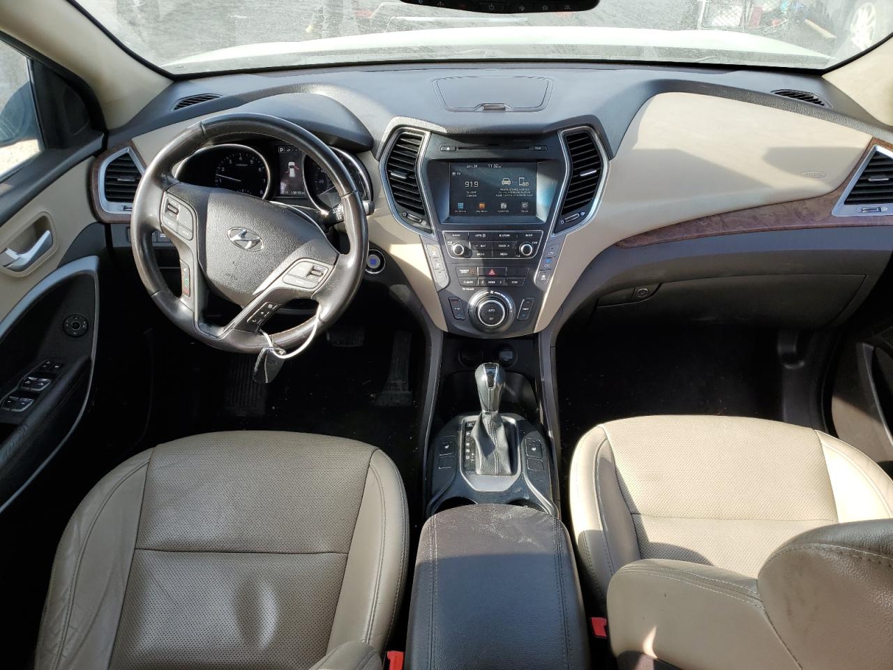 2017 Hyundai Santa Fe - Image 8