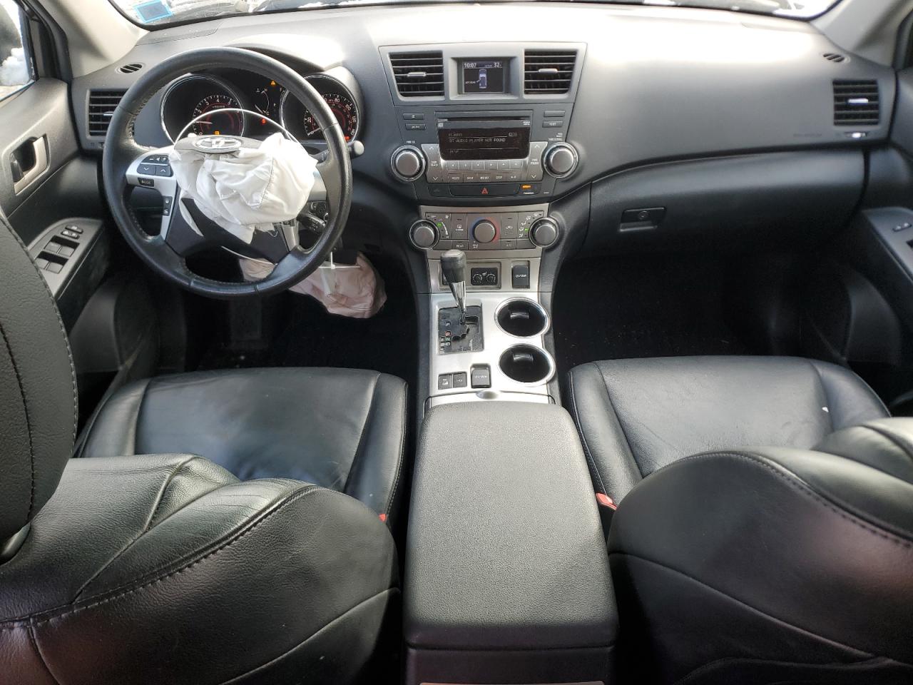 2011 Toyota Highlander - Image 8