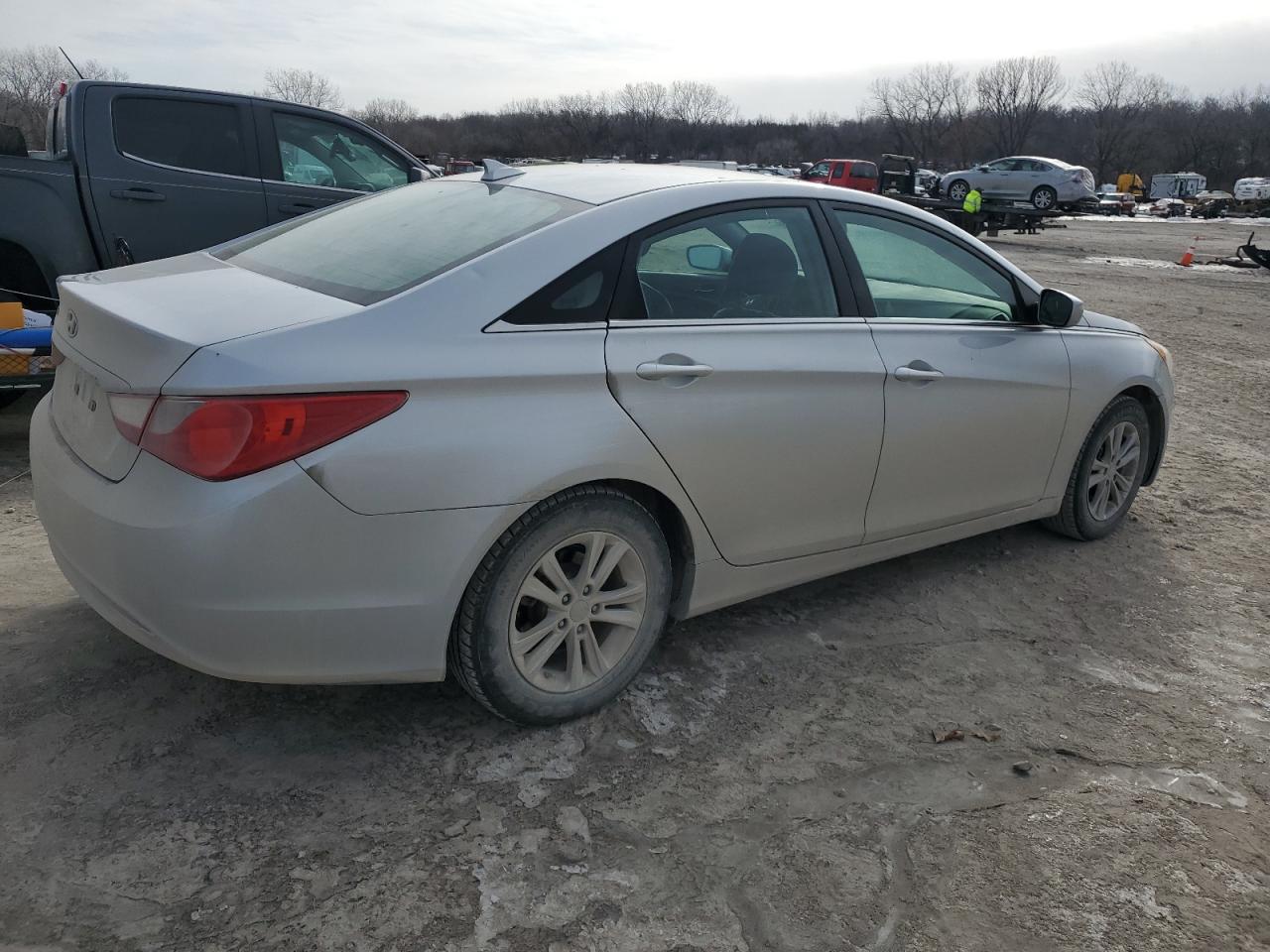 2012 Hyundai Sonata - Image 3