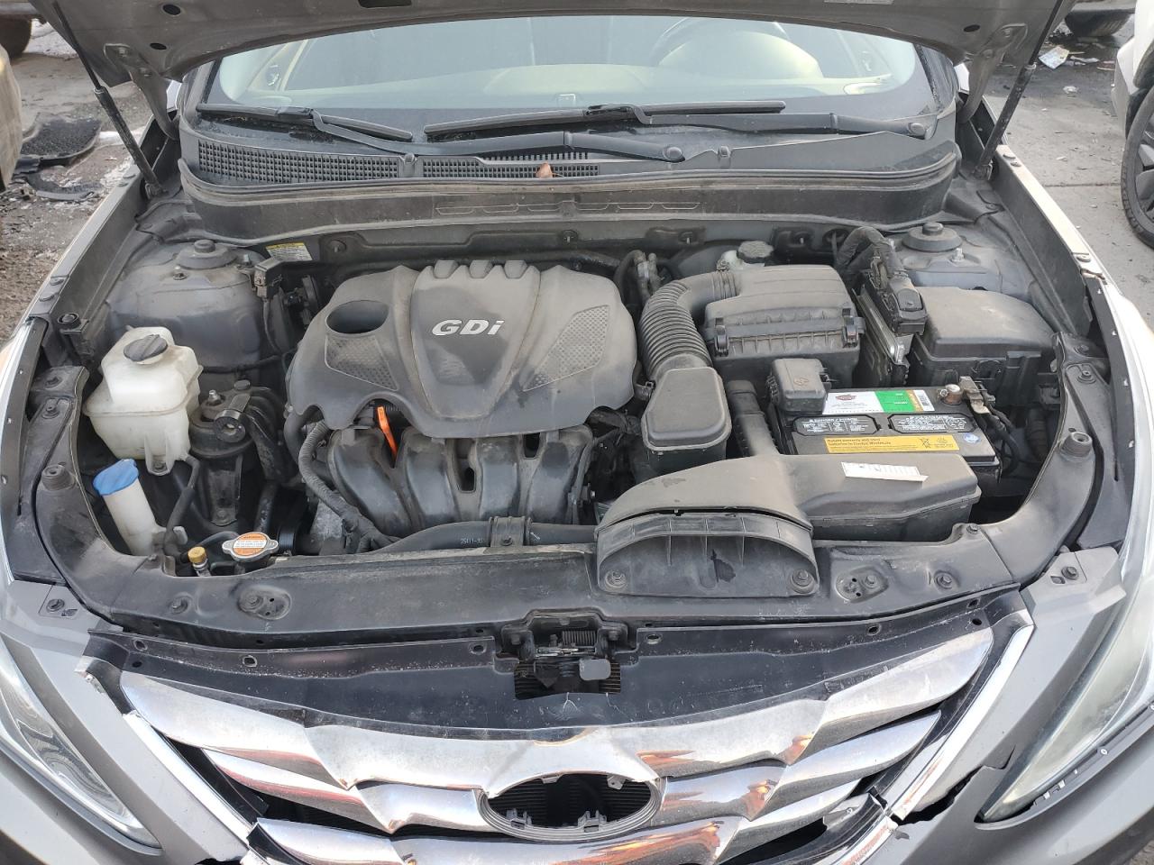 2013 Hyundai Sonata - Image 11