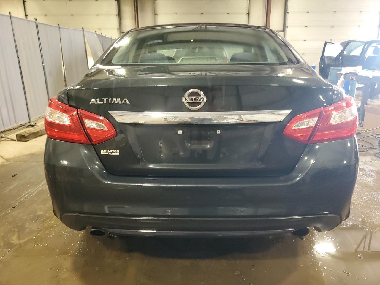 2016 Nissan Altima - Image 6