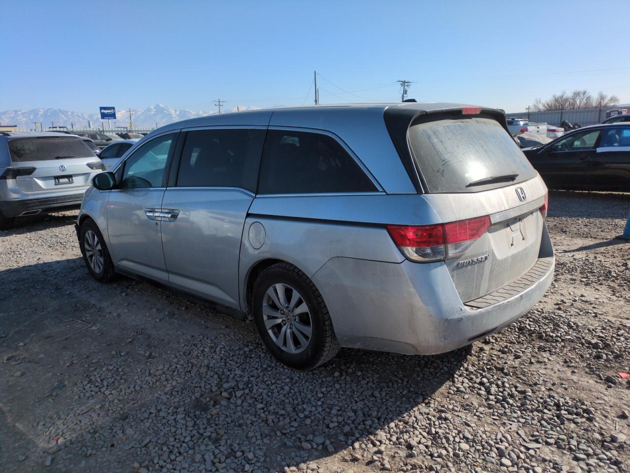 2015 Honda Odyssey - Image 2