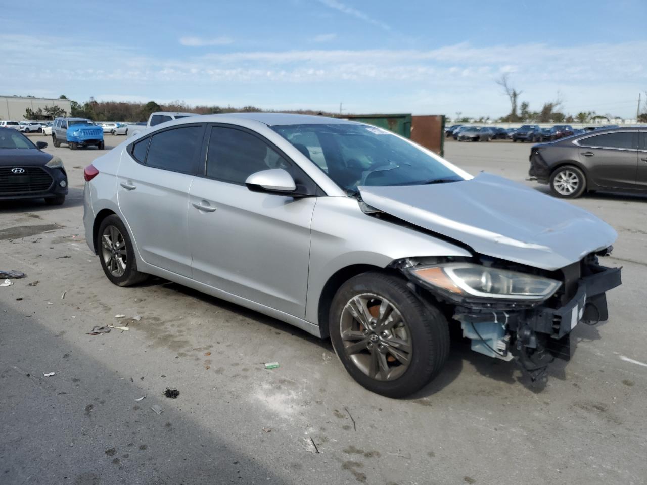 2018 Hyundai Elantra - Image 4