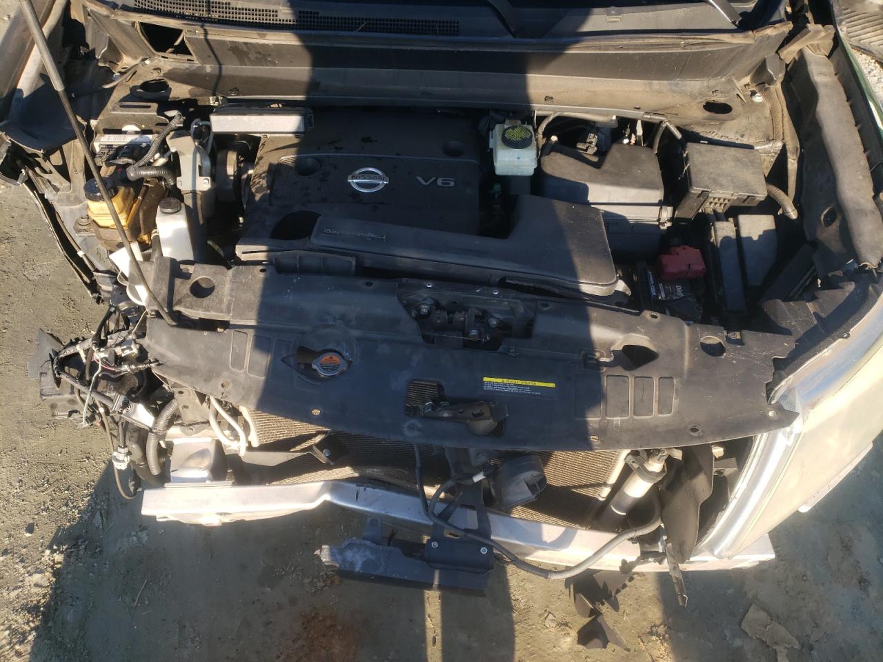 2015 Nissan Pathfinder - Image 12