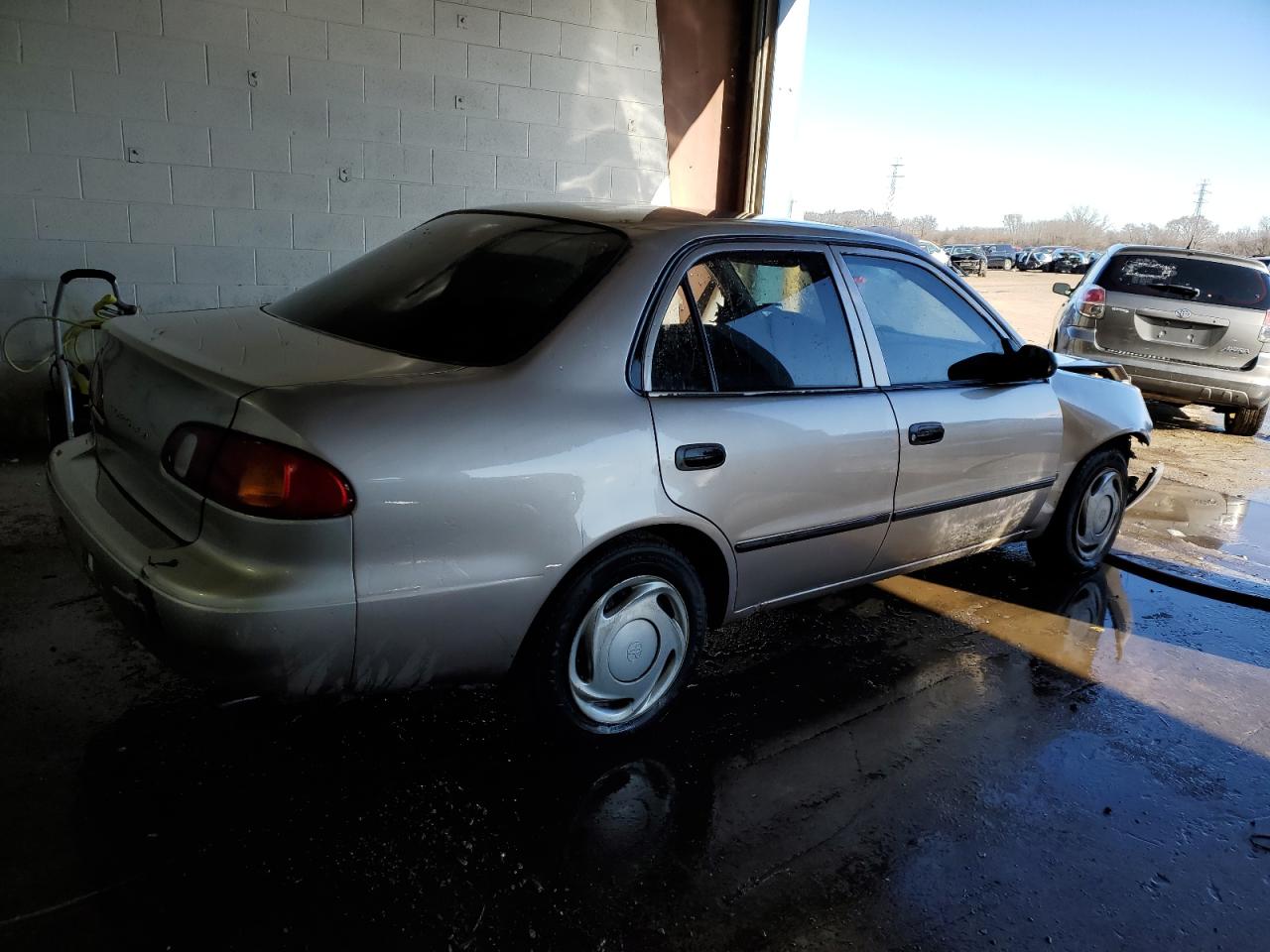 2000 Toyota Corolla - Image 3