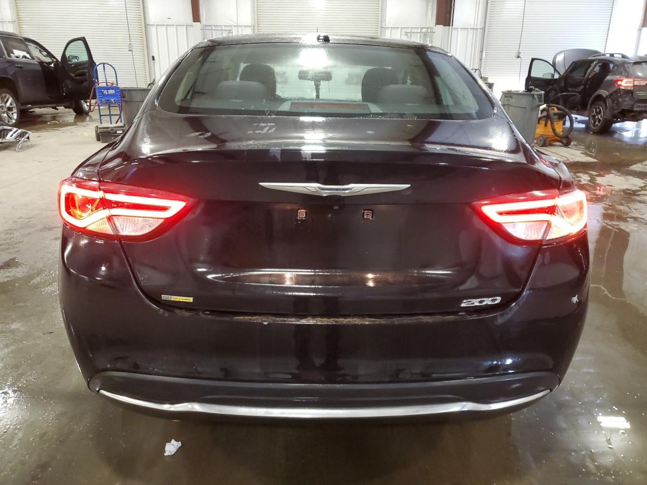 2015 Chrysler 200 - Image 6