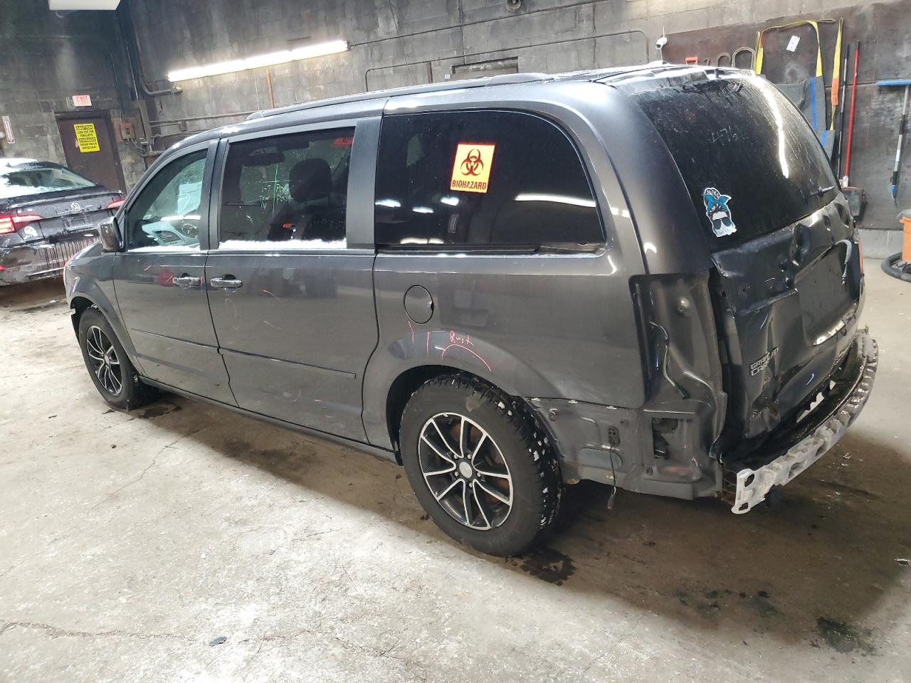 2017 Dodge Caravan - Image 2