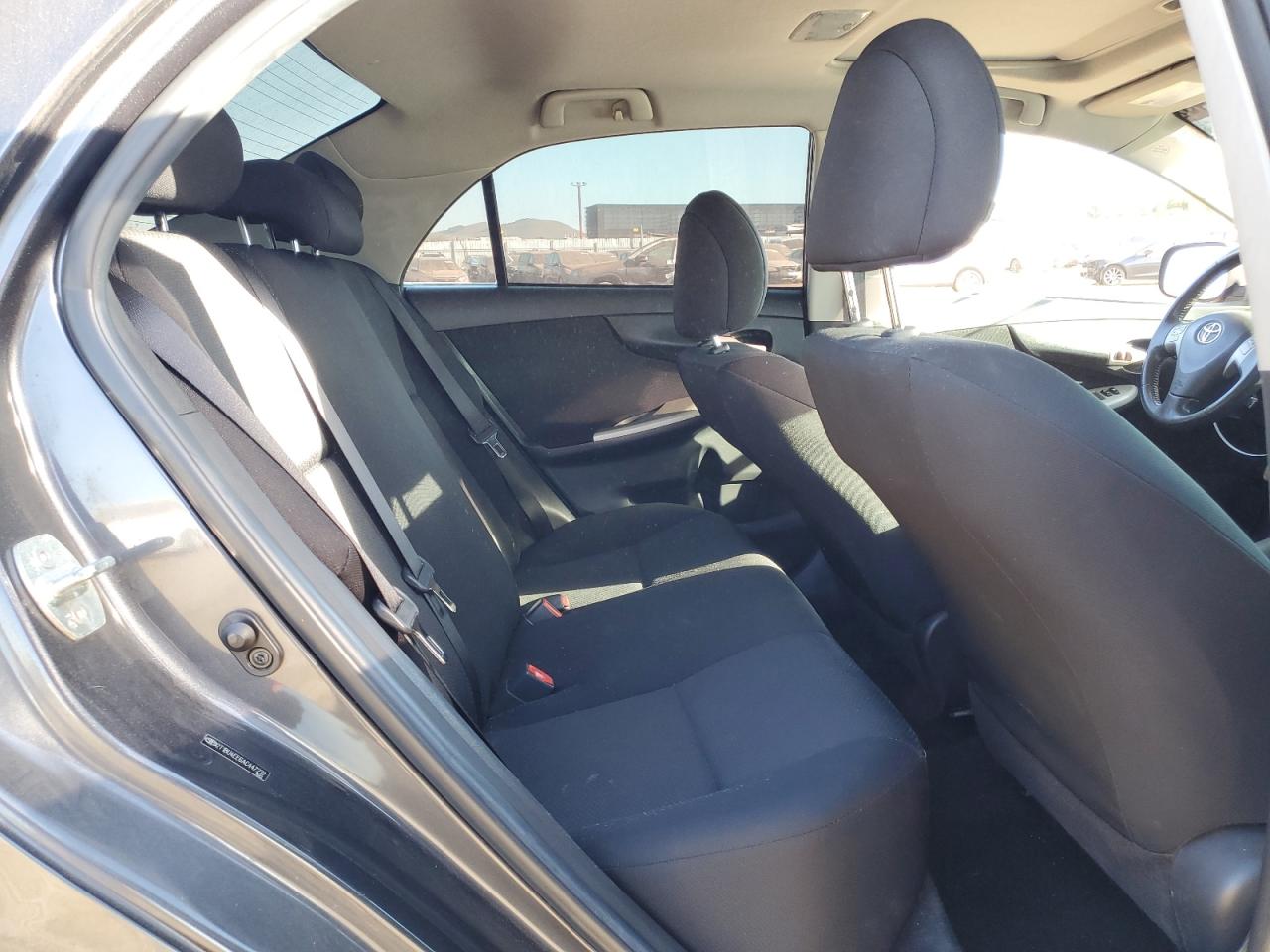 2010 Toyota Corolla - Image 10