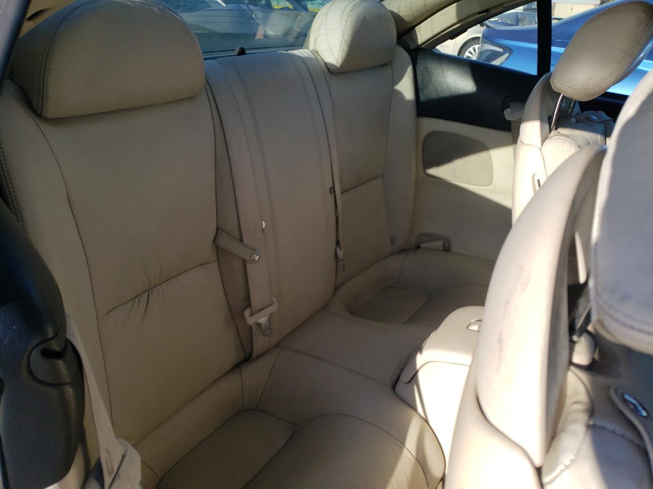 2004 Lexus SC - Image 10