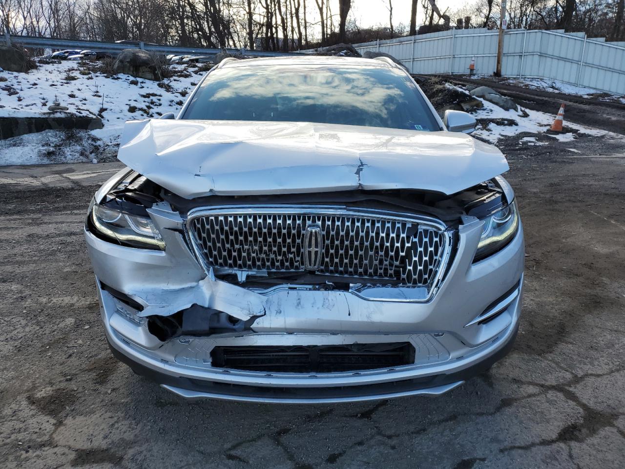 2019 Lincoln MKZ - Image 5
