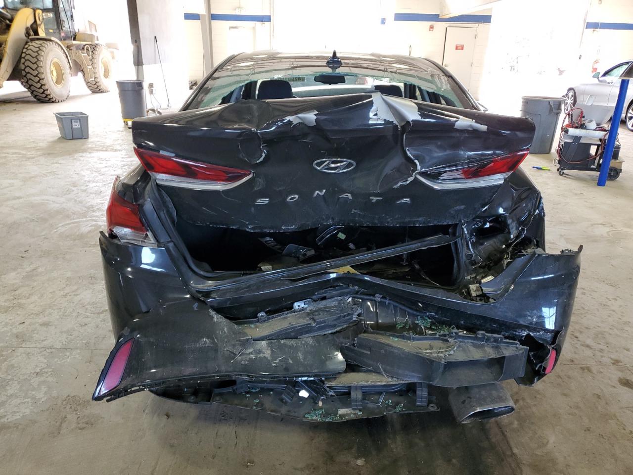 2018 Hyundai Sonata - Image 6