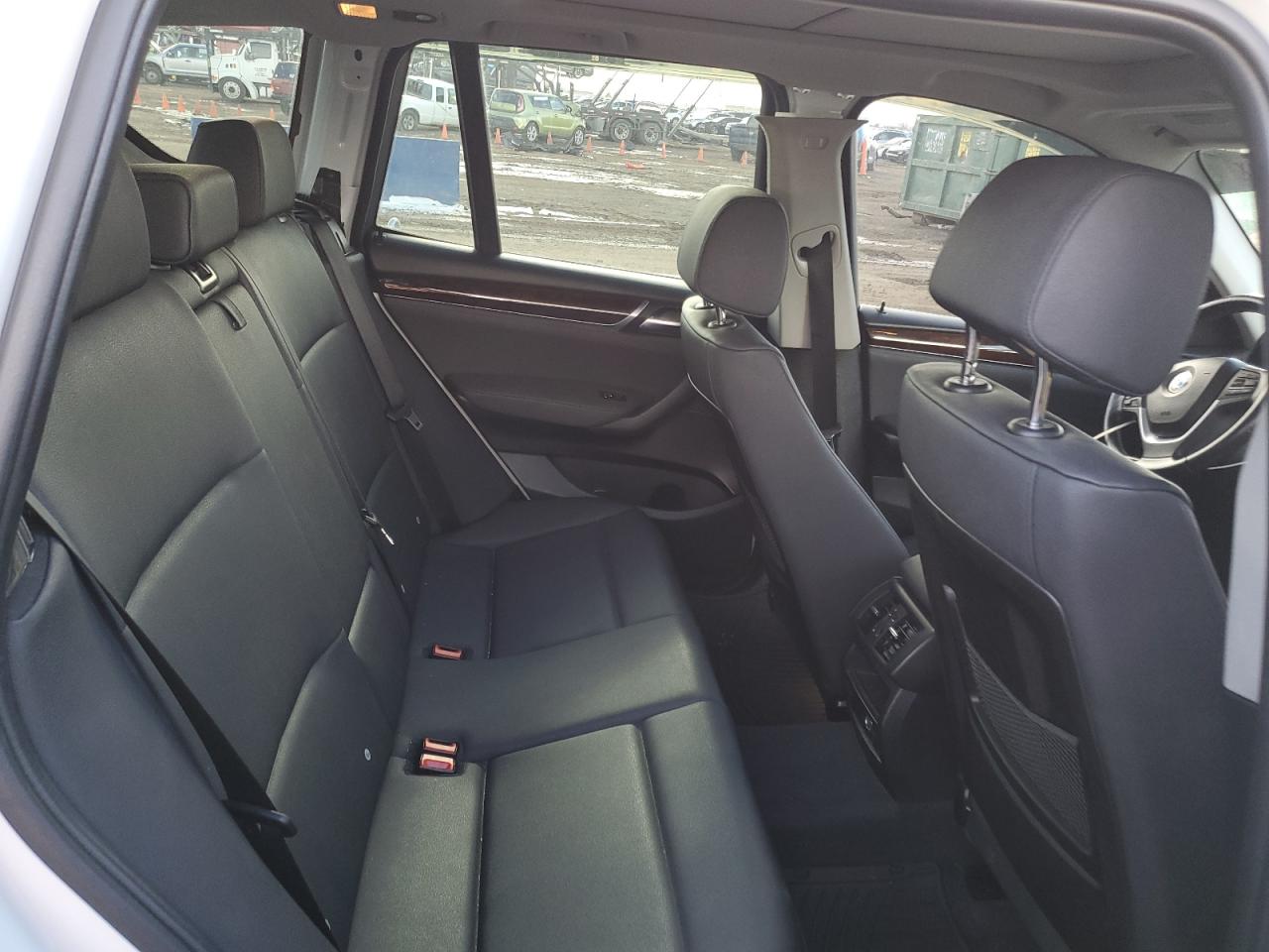 2016 BMW X3 - Image 11