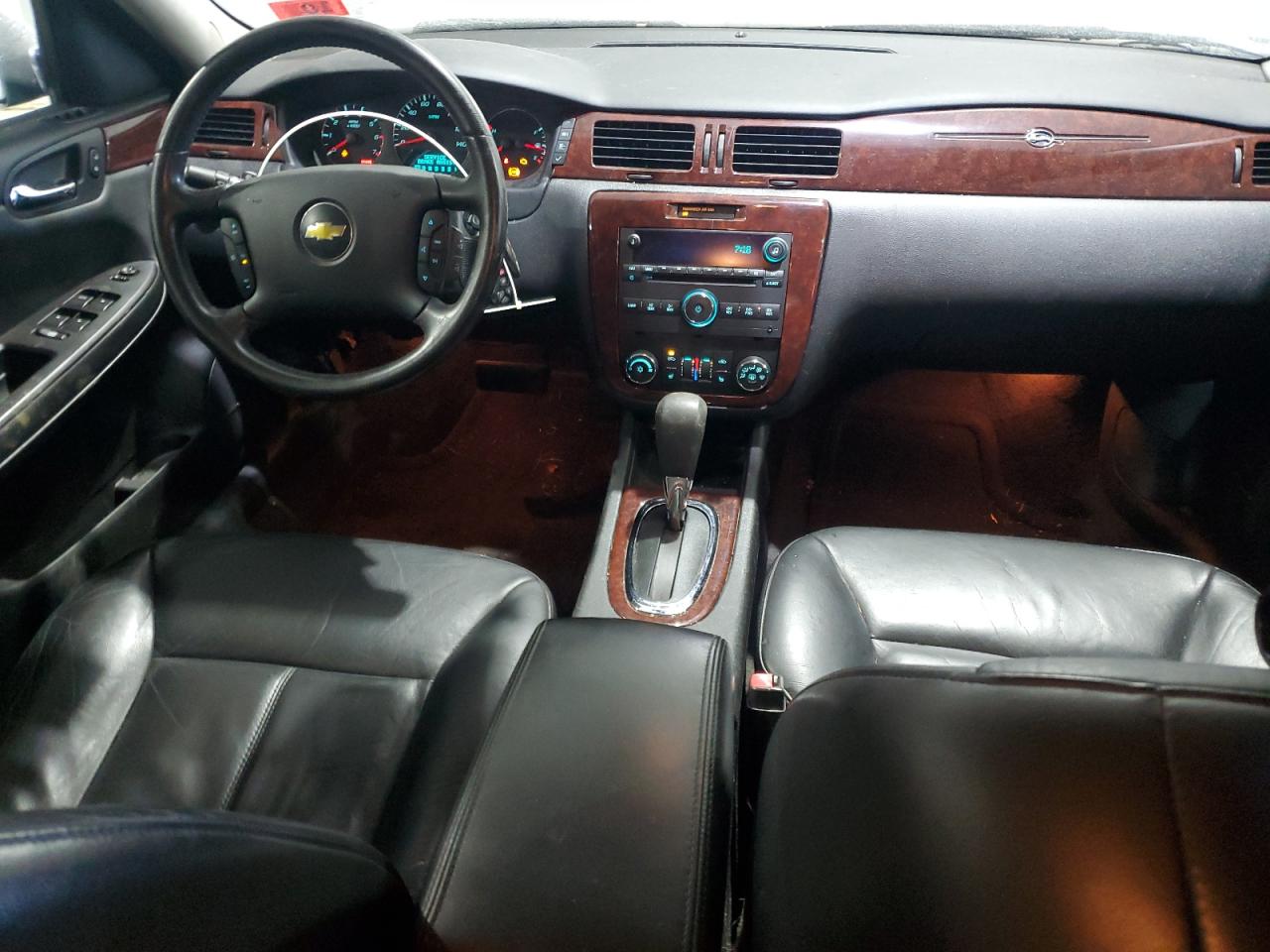 2006 Chevrolet Impala - Image 8