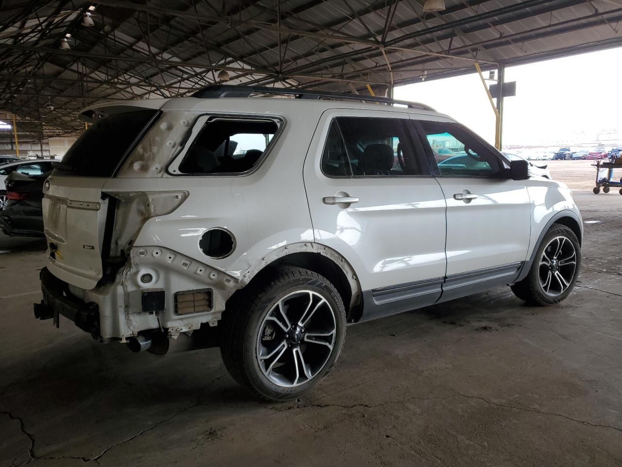 VIN 1FM5K8GT1FGA14547 2015 FORD EXPLORER no.3