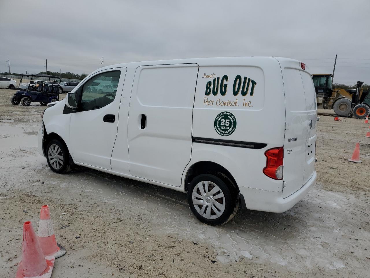 2015 Nissan NV - Image 2
