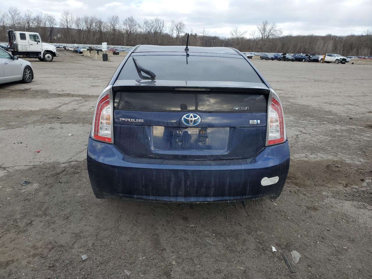 2013 Toyota Prius - Image 6