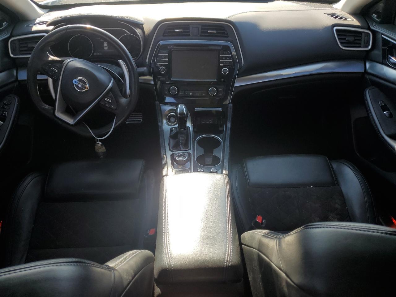 2017 Nissan Maxima - Image 8