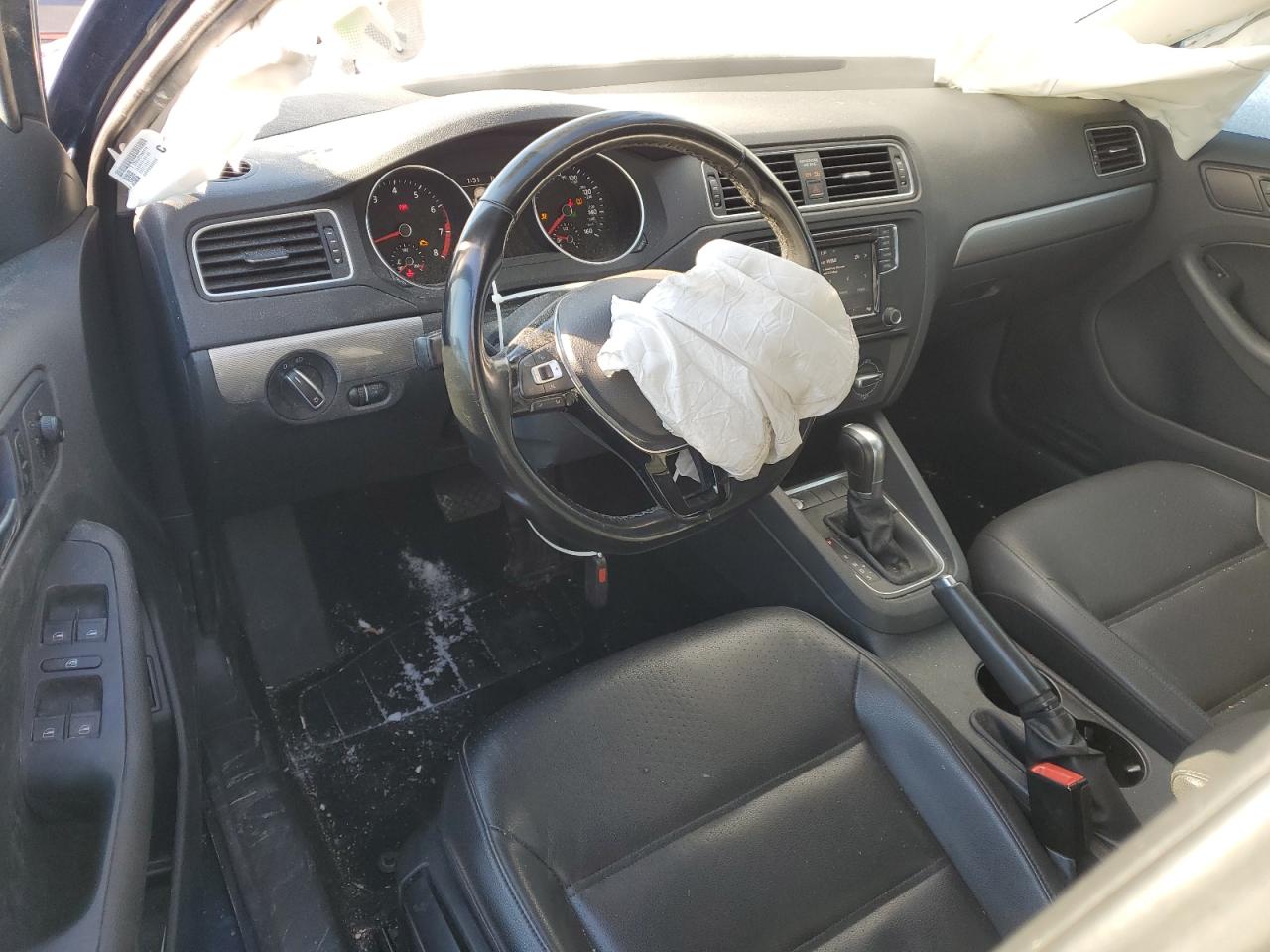 2017 Volkswagen Jetta - Image 8