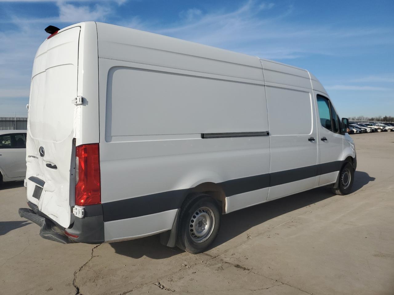 VIN W1Y40CHY0NT105586 2022 MERCEDES-BENZ SPRINTER no.3