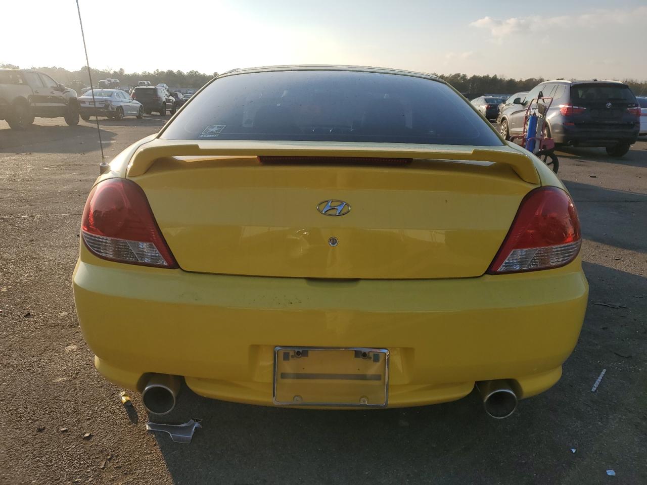 2006 Hyundai Tiburon - Image 6