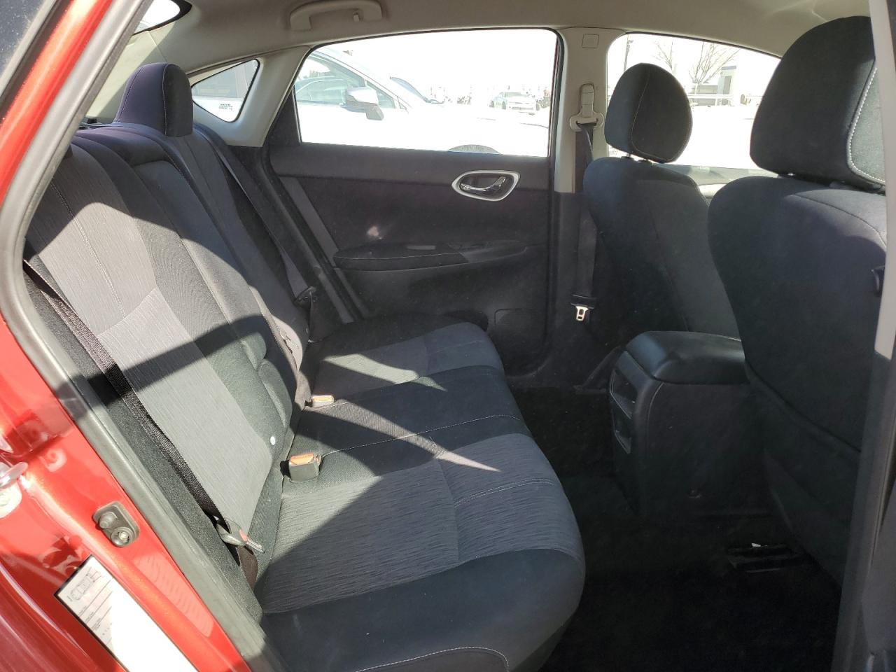 2014 Nissan Sentra - Image 10