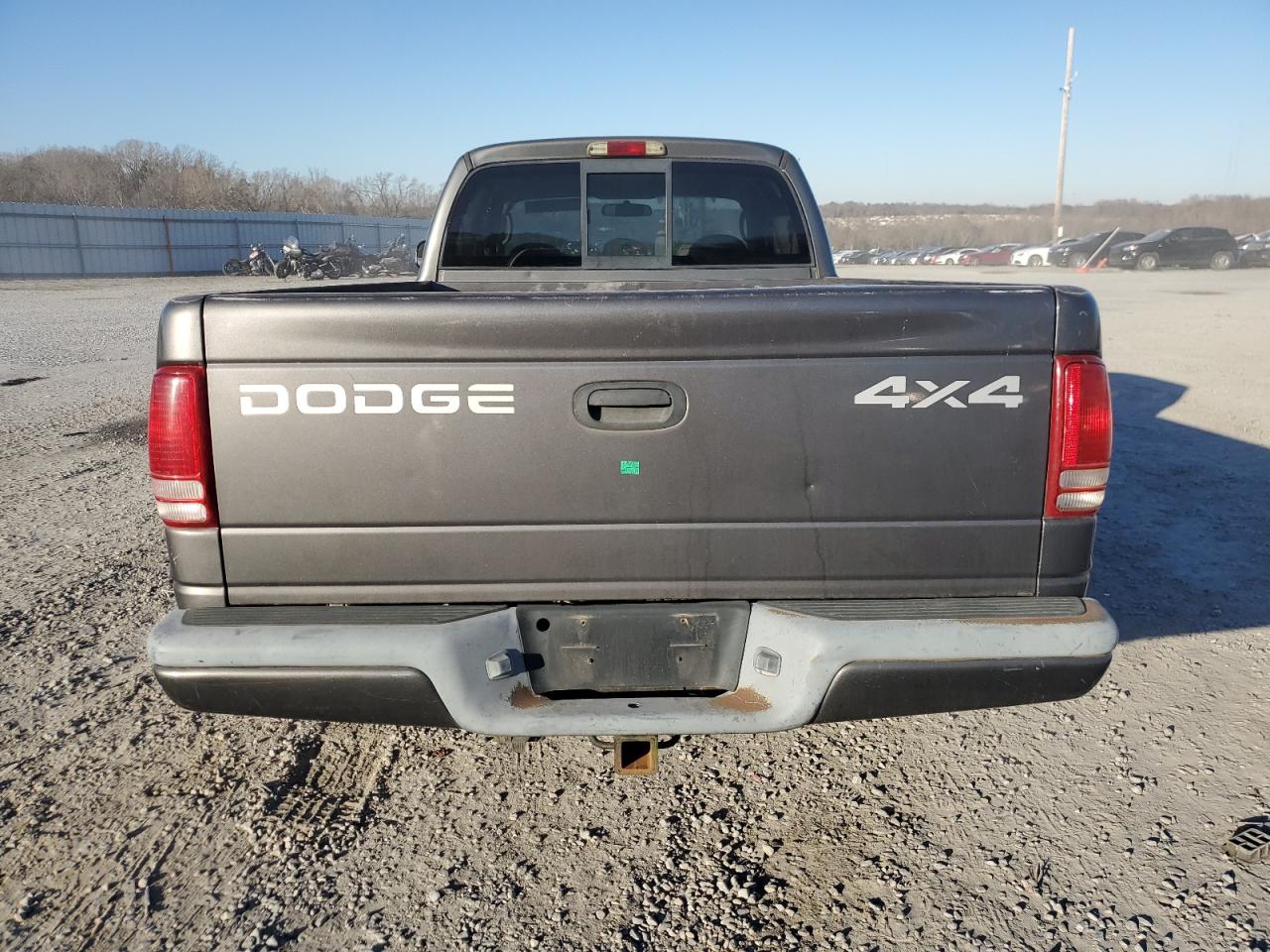 2002 Dodge Dakota - Image 6