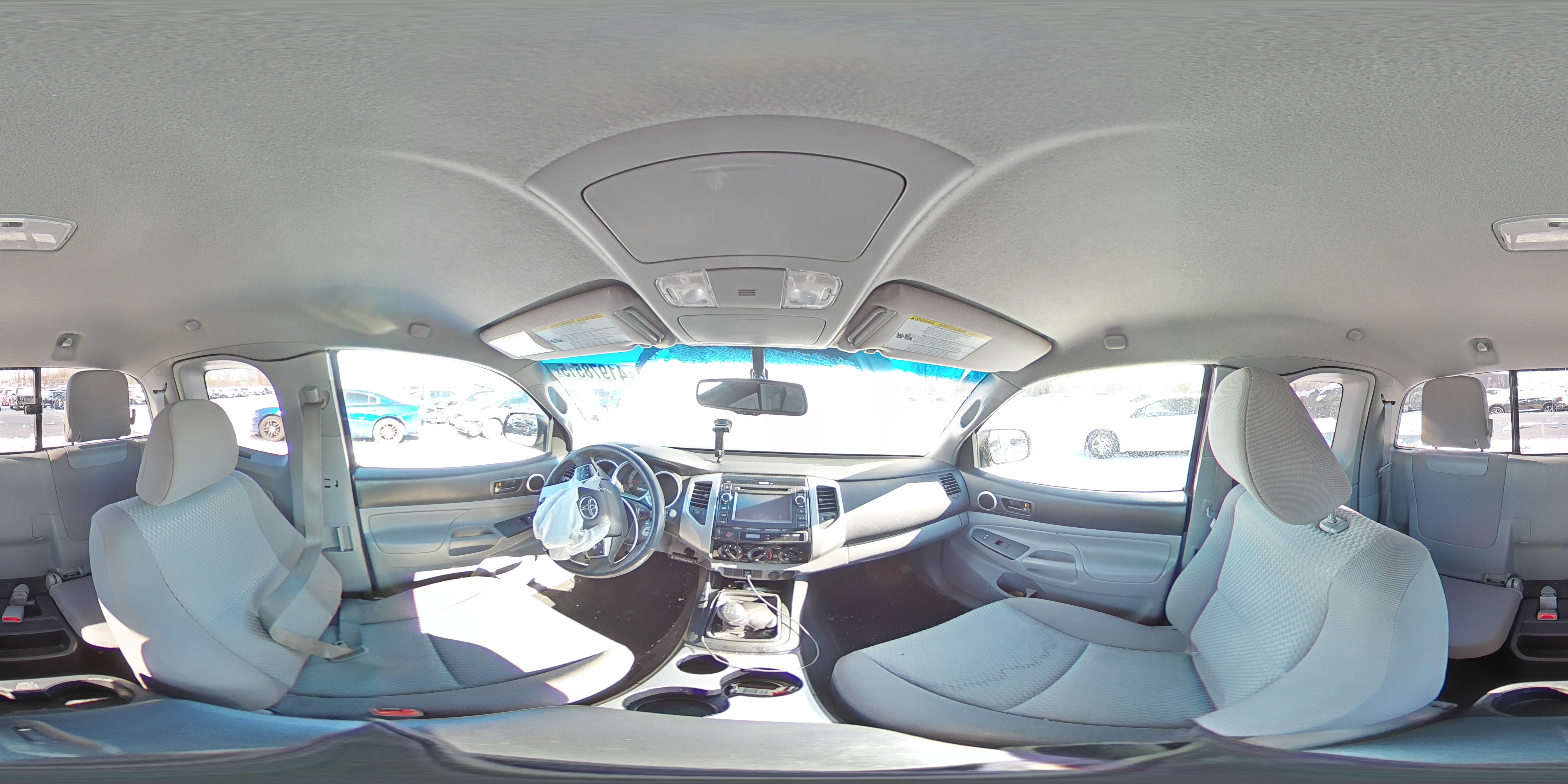2013 Toyota Tacoma - Image 12