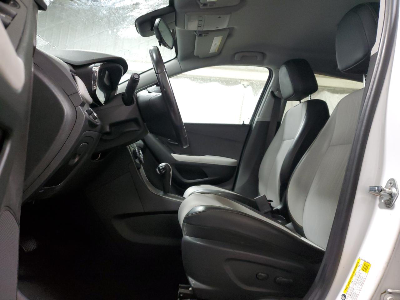 2018 Chevrolet Trax - Image 7