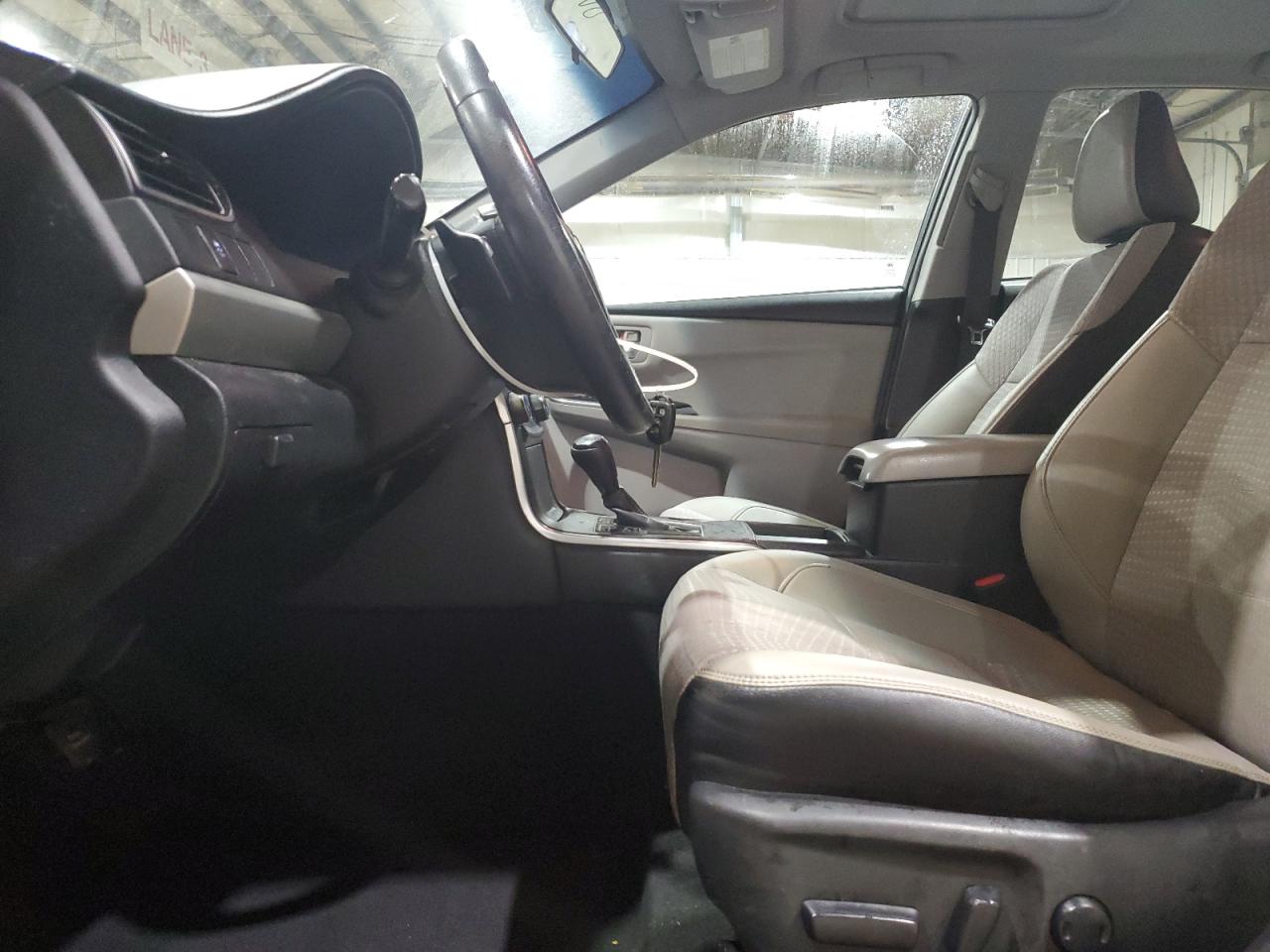 2015 Toyota Camry - Image 7
