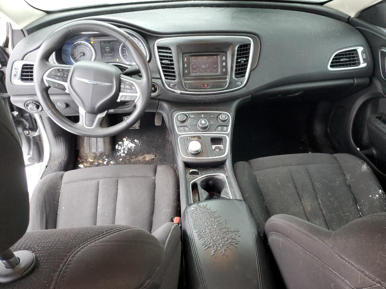 2015 Chrysler 200 - Image 8