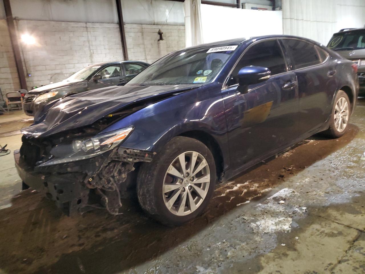2016 Lexus ES - Image 1