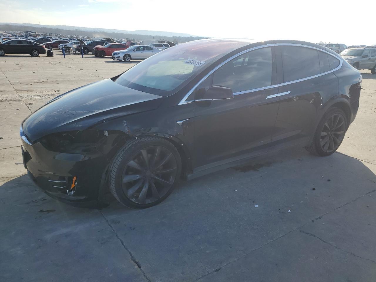 2017 Tesla Model X black null electric 5YJXCDE4XHF053486 photo #1