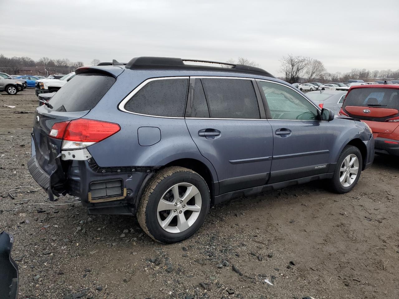 2014 Subaru Outback - Image 3