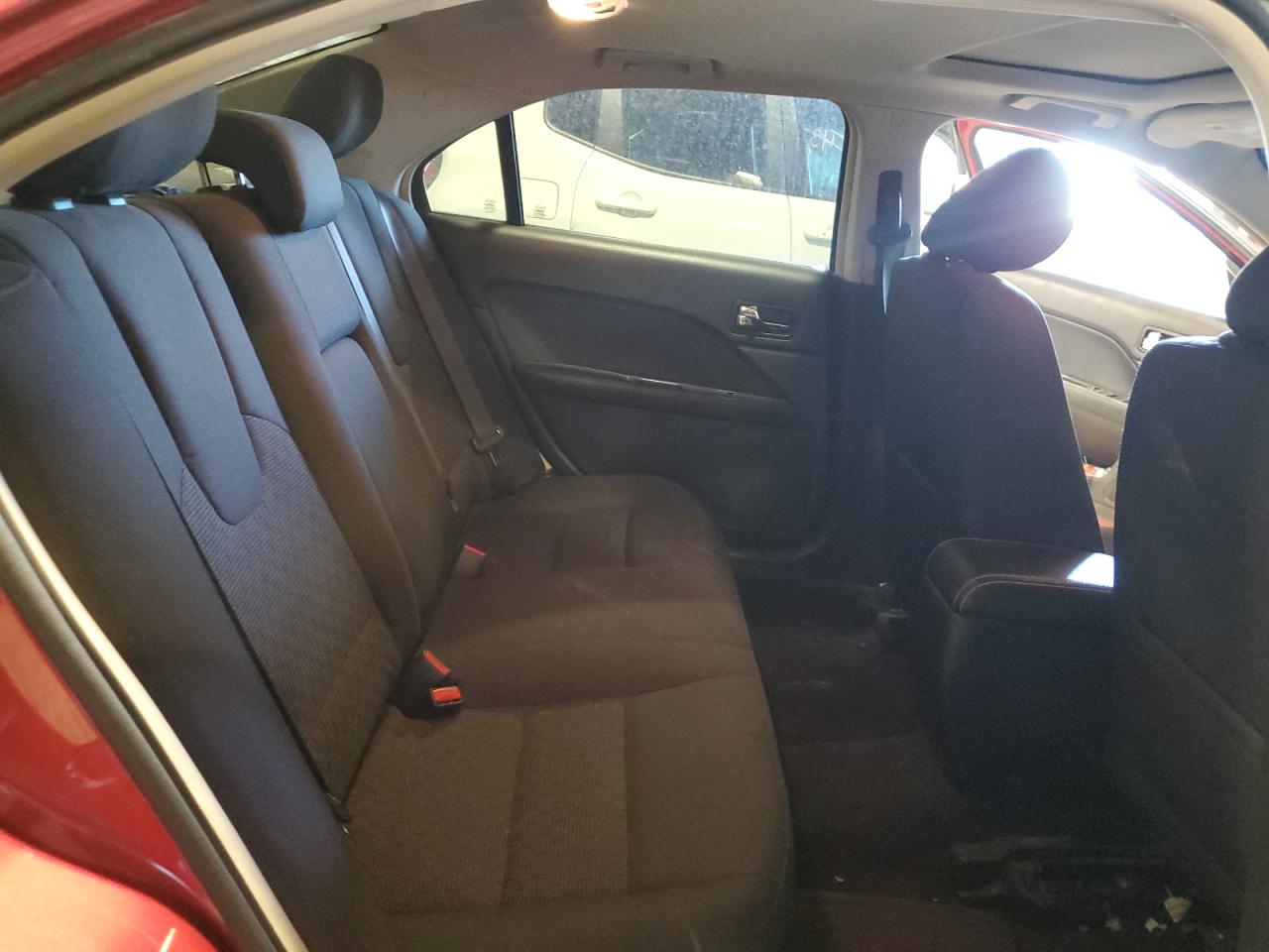 2011 Ford Fusion - Image 11