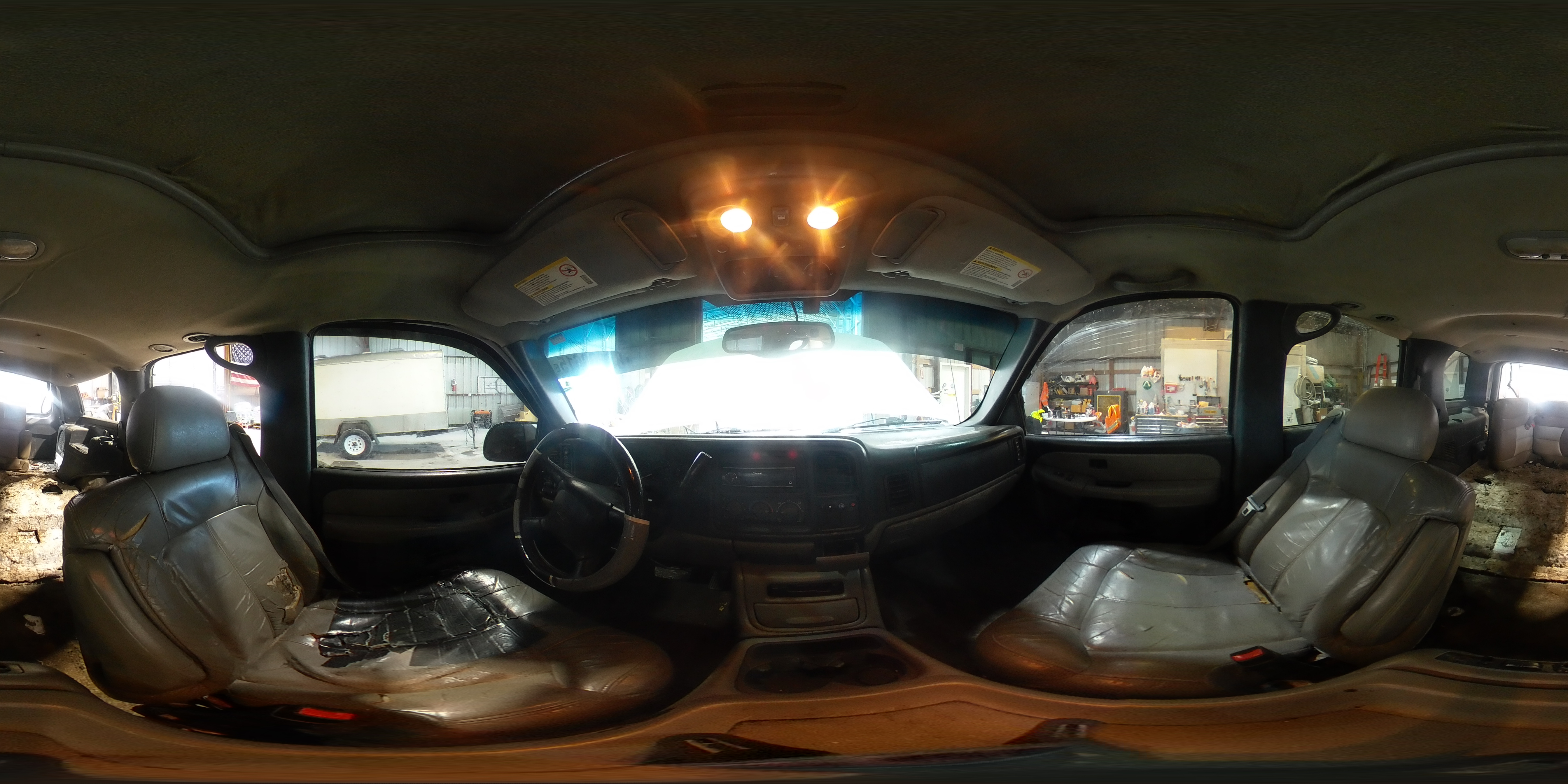 2002 Chevrolet Tahoe - Image 13