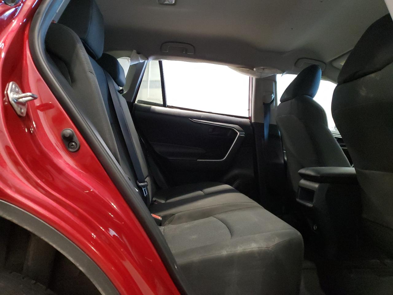 2019 Toyota RAV 4 - Image 12
