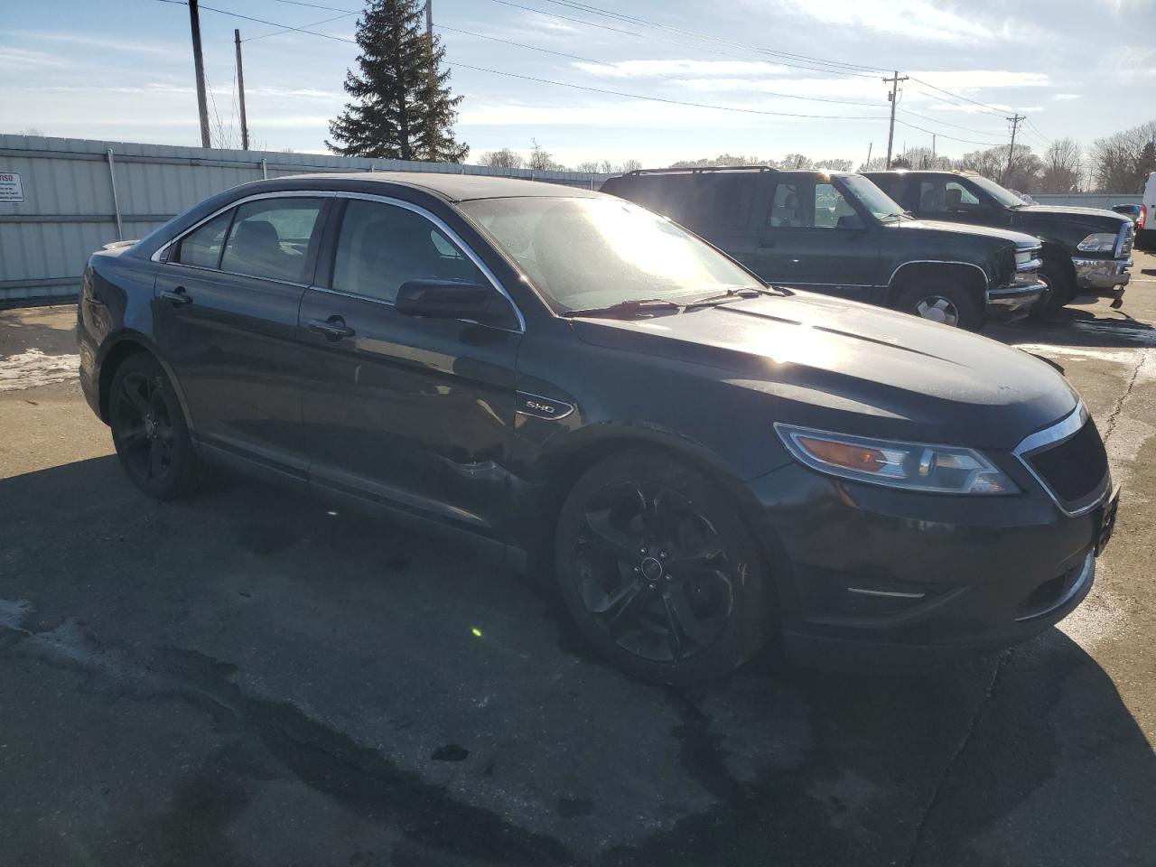 2010 Ford Taurus - Image 4