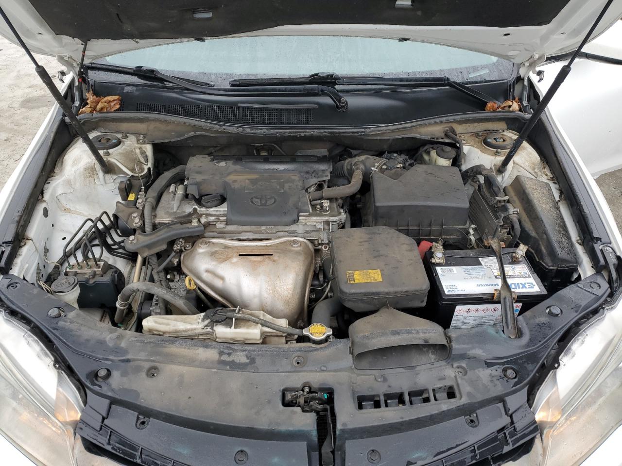 2015 Toyota Camry - Image 11