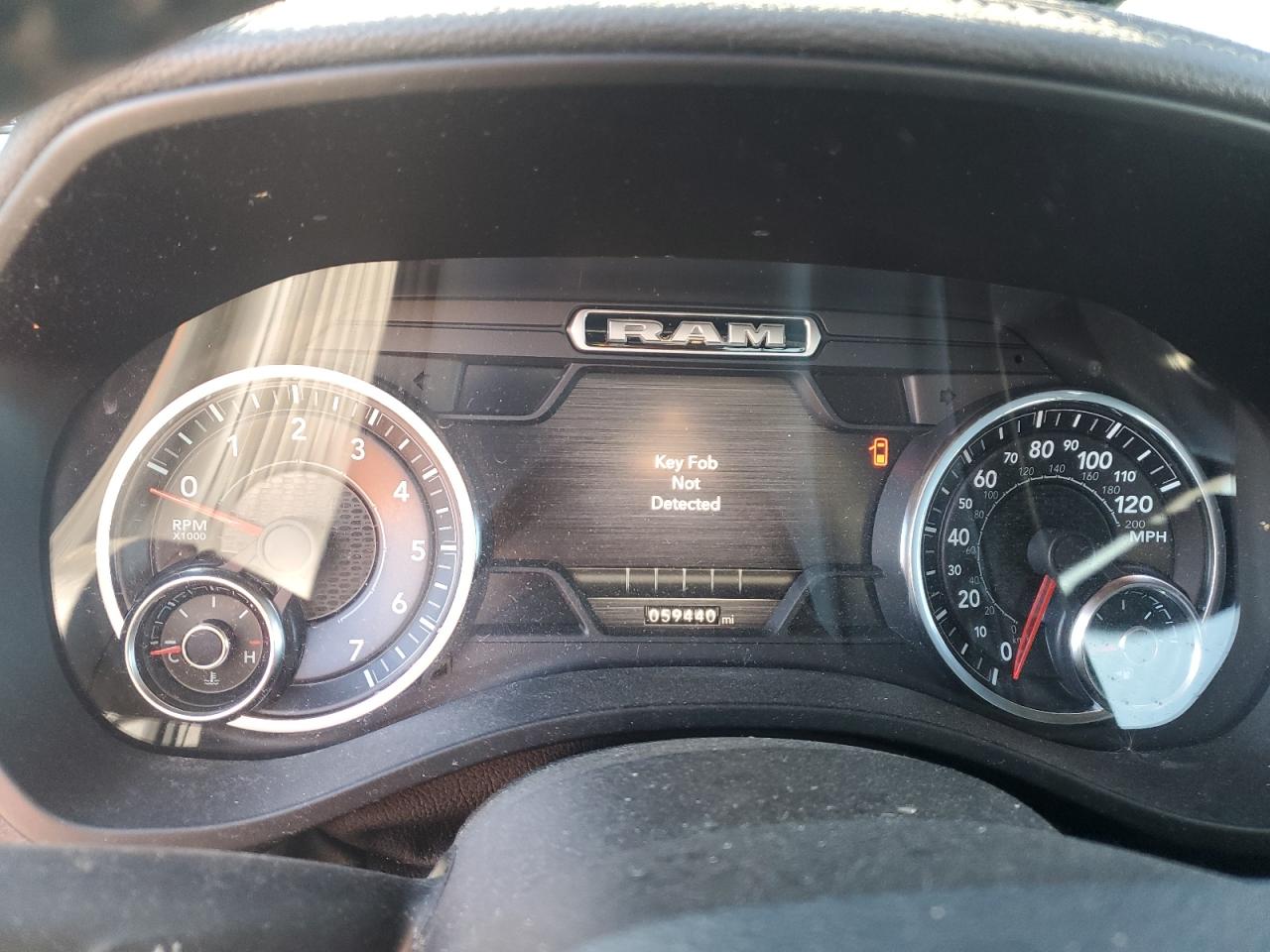2021 RAM 1500 - Image 9