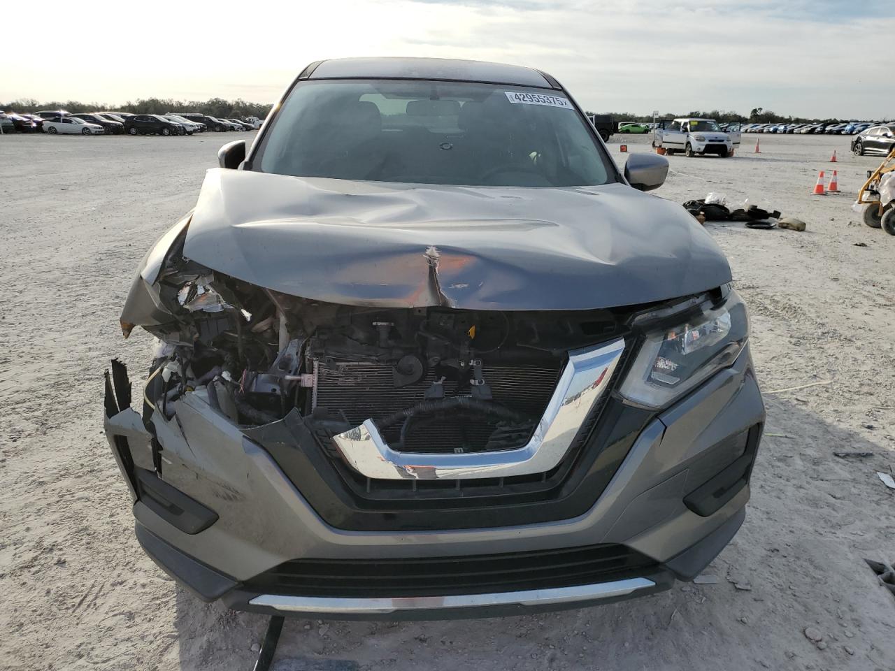 2018 Nissan Rogue - Image 5