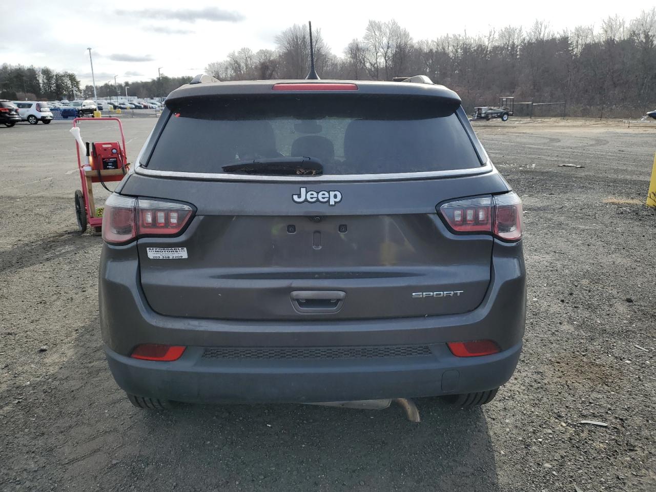 VIN 3C4NJCAB2KT726517 2019 JEEP COMPASS no.6