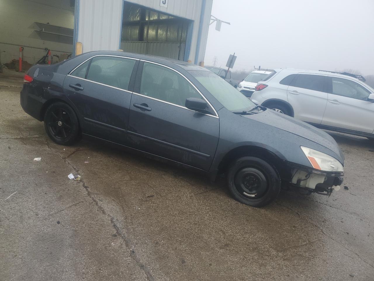 2003 Honda Accord - Image 4