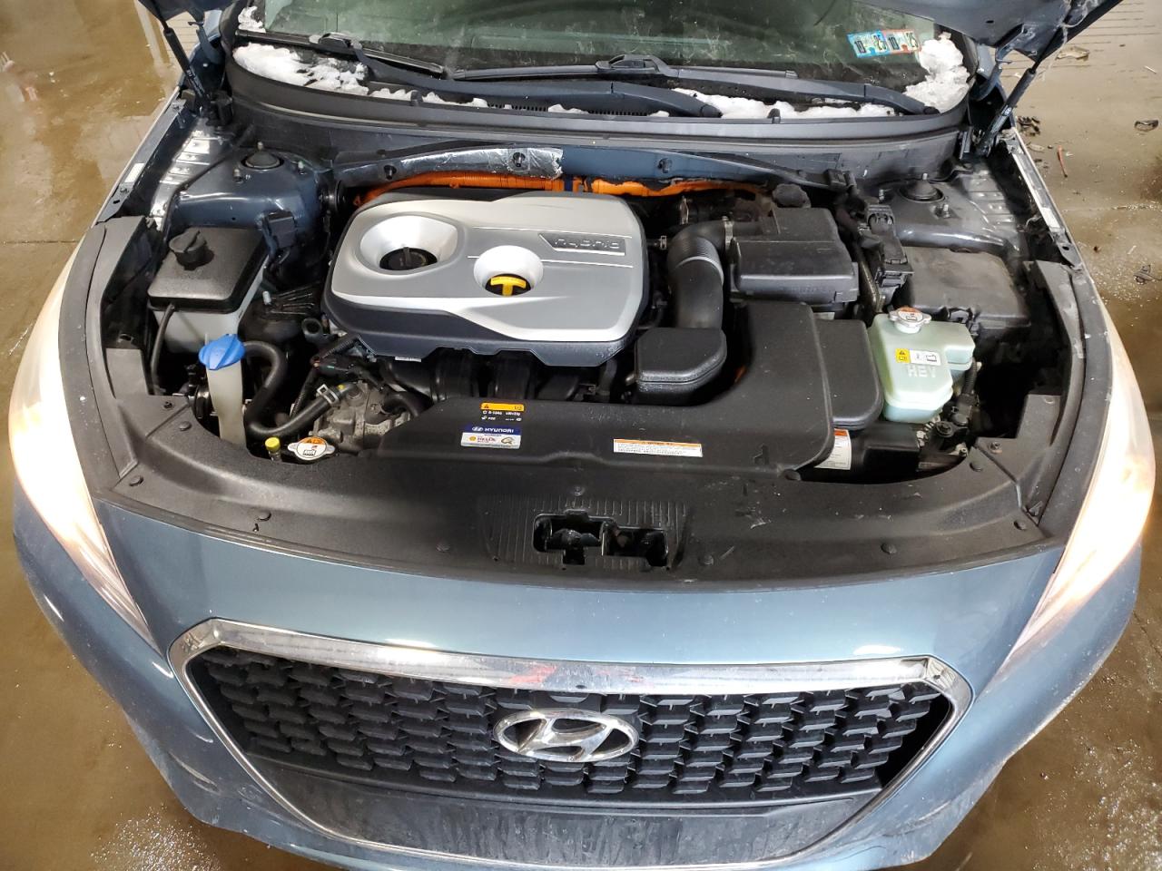 2016 Hyundai Sonata - Image 11