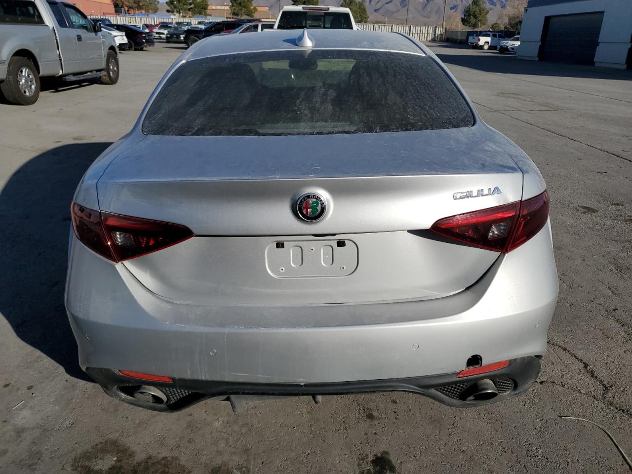 VIN ZARFAECN4H7552055 2017 ALFA ROMEO GIULIA no.6