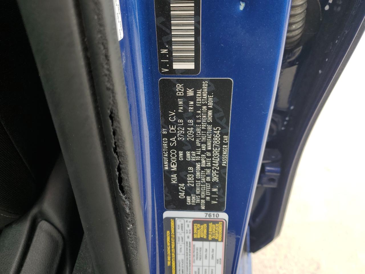 2024 Kia Forte - Image 14