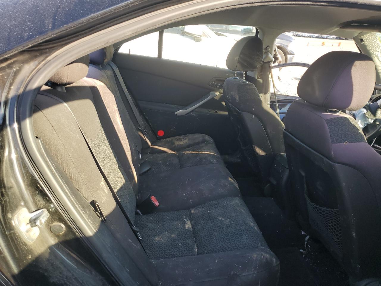 2007 Pontiac G6 - Image 10
